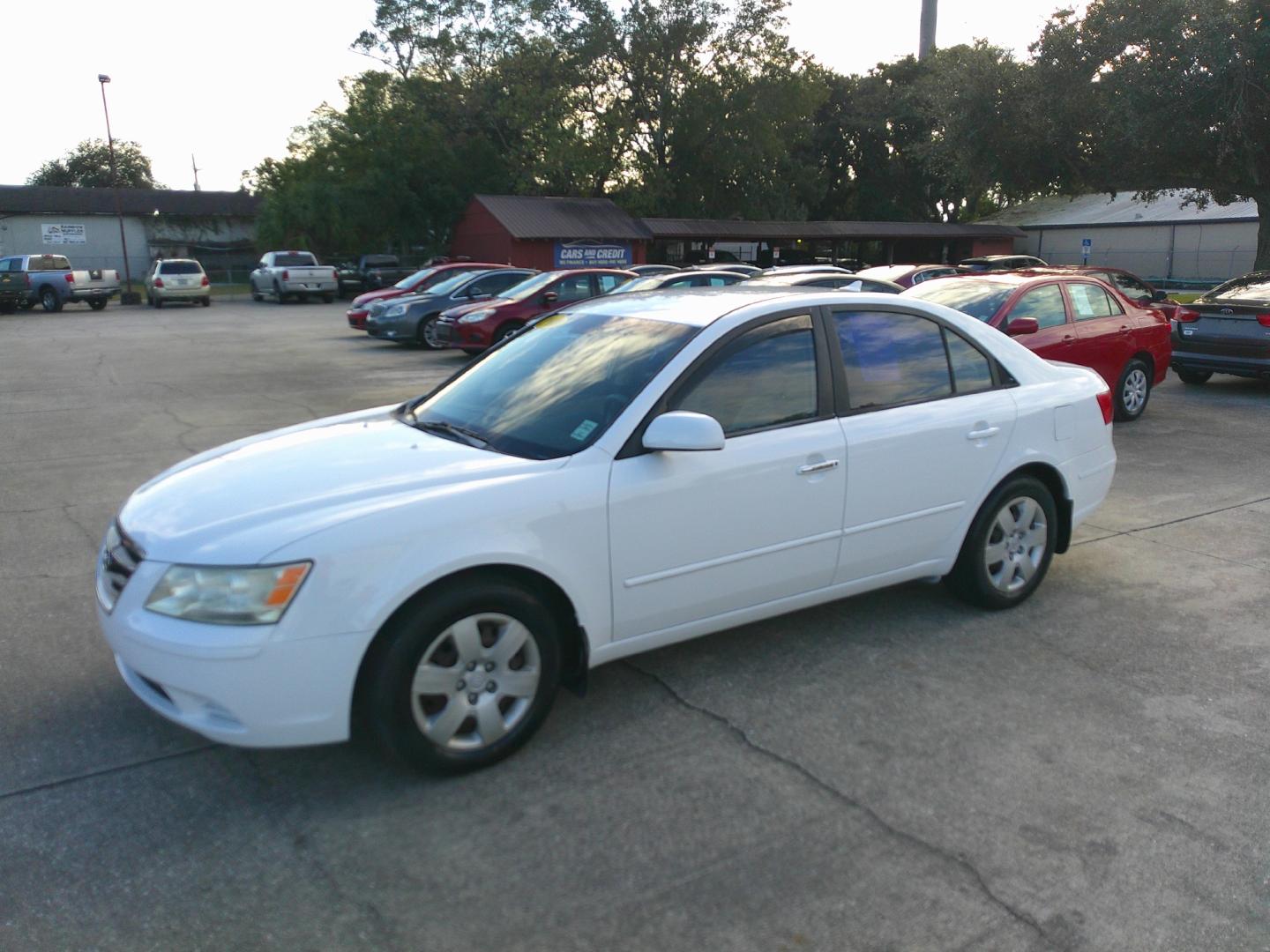 2010 WHITE HYUNDAI SONATA GLS (5NPET4AC9AH) , located at 1200 Cassat Avenue, Jacksonville, FL, 32205, (904) 695-1885, 30.302404, -81.731033 - Photo#1